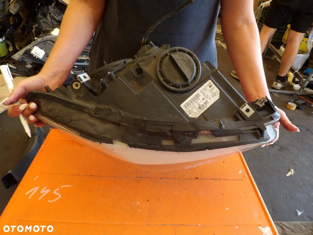 BMW - F10 - H7 - PRAWA LAMPA PRZEDNIA - EUROPA - 7203240 - 8