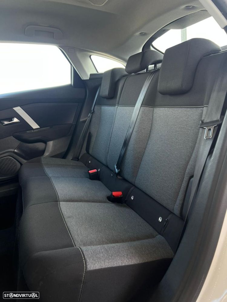 Citroën e-C4 50 kWh Autonomia Conforto Business Edition - 12