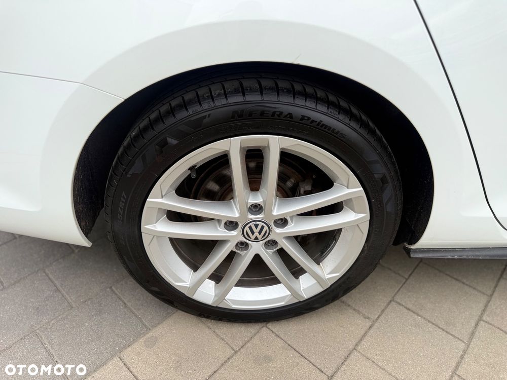 Volkswagen Golf - 35