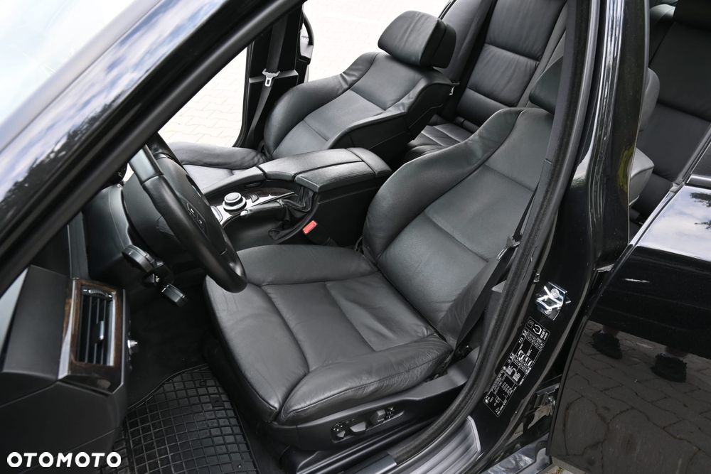 BMW Seria 5 530d Edition Sport - 31