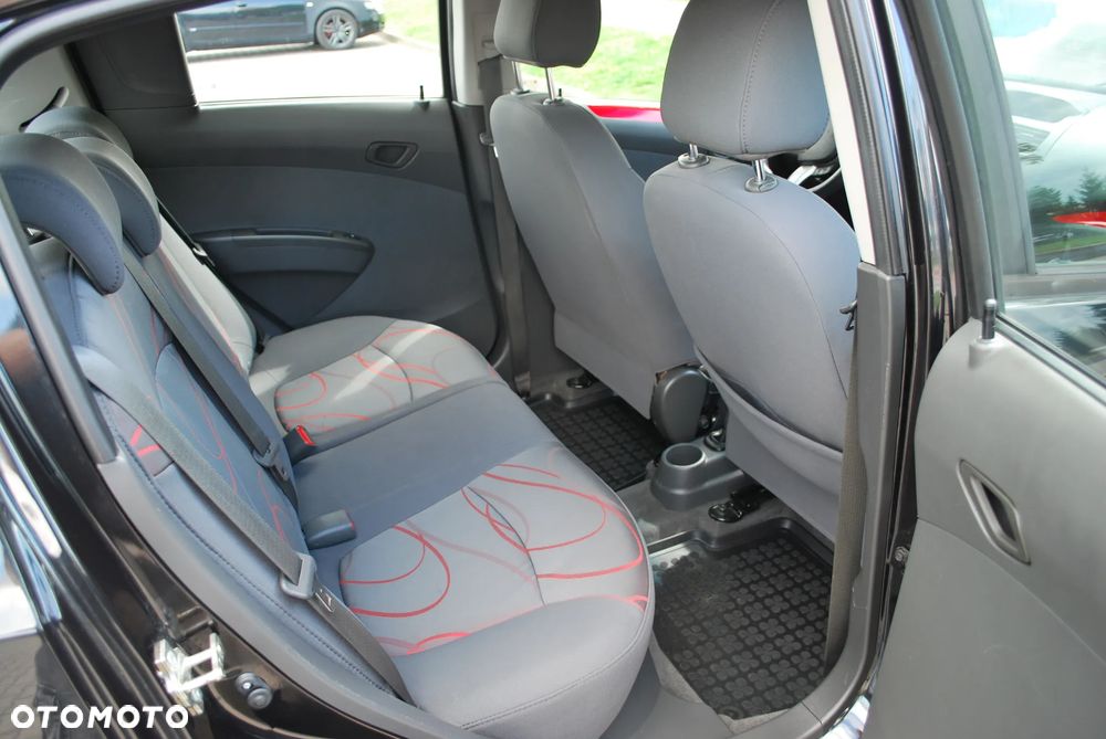 Chevrolet Spark - 11
