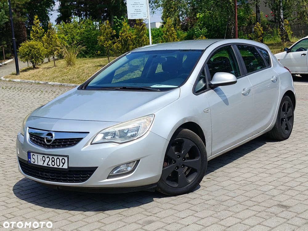 Opel Astra 1.7 CDTI Cosmo - 4