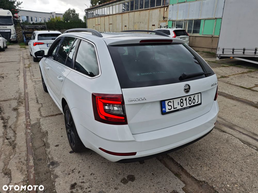 Skoda Octavia 2.0 TDI Elegance DSG - 27