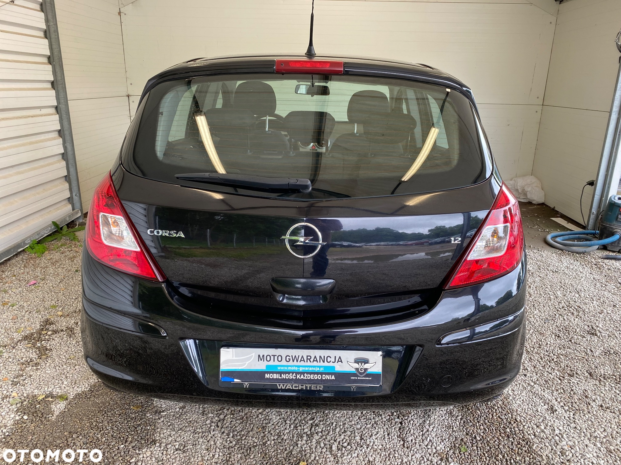 Opel Corsa 1.2 16V Essentia - 5