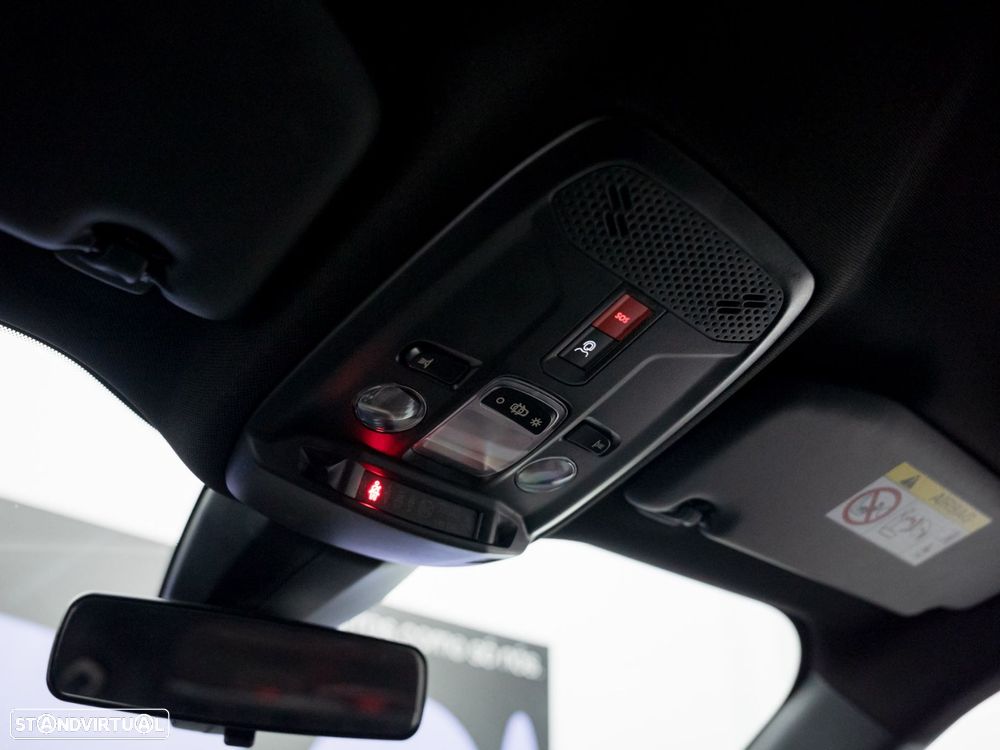 Peugeot 2008 1.2 PureTech Style - 33