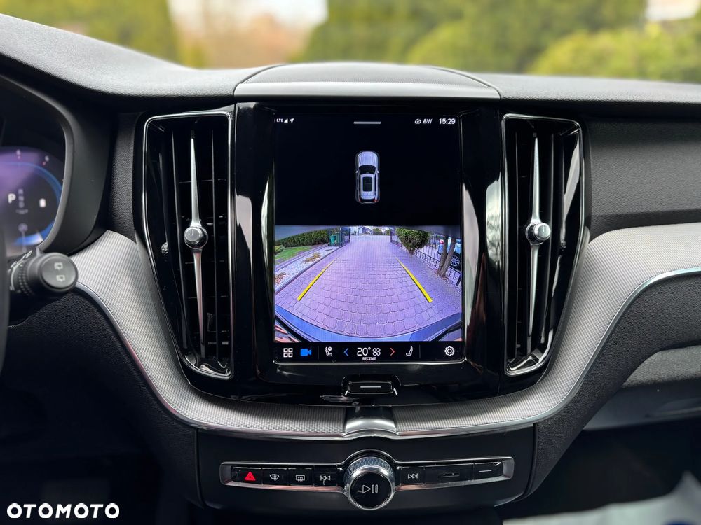 Volvo XC 60 B4 D AWD Geartronic RDesign - 34