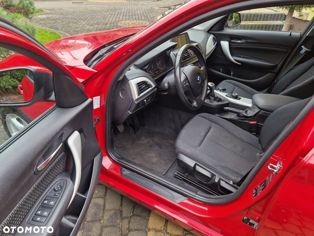 BMW Seria 1 116i - 7