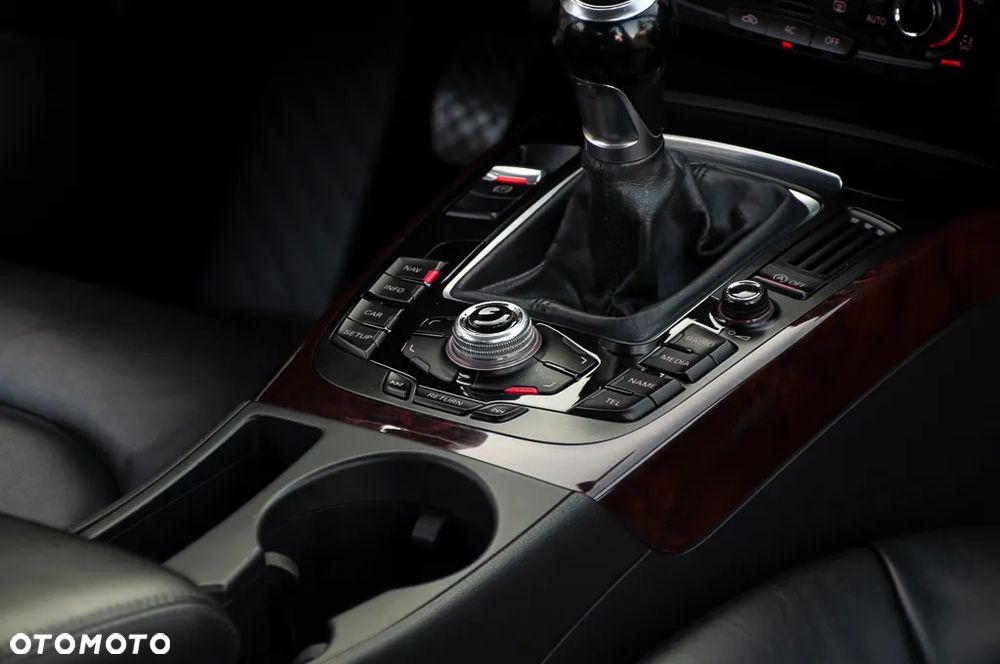 Audi A4 Limousine 2.0 TFSI Quattro - 24