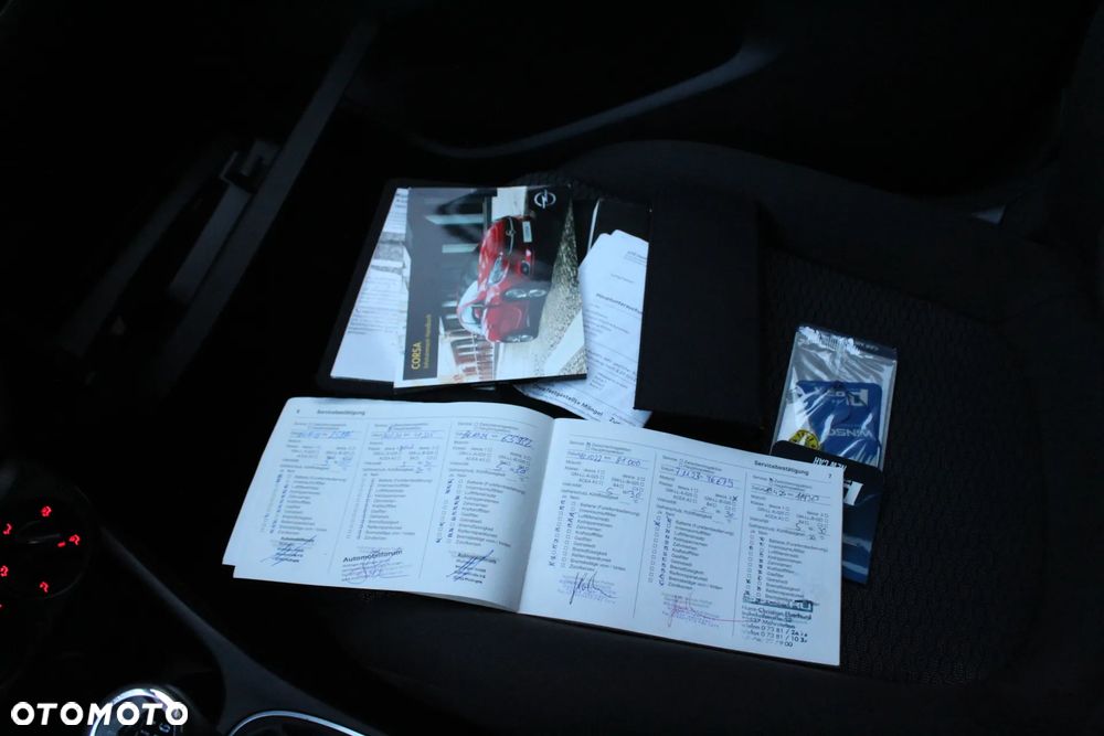 Opel Corsa 1.4 16V Active - 31