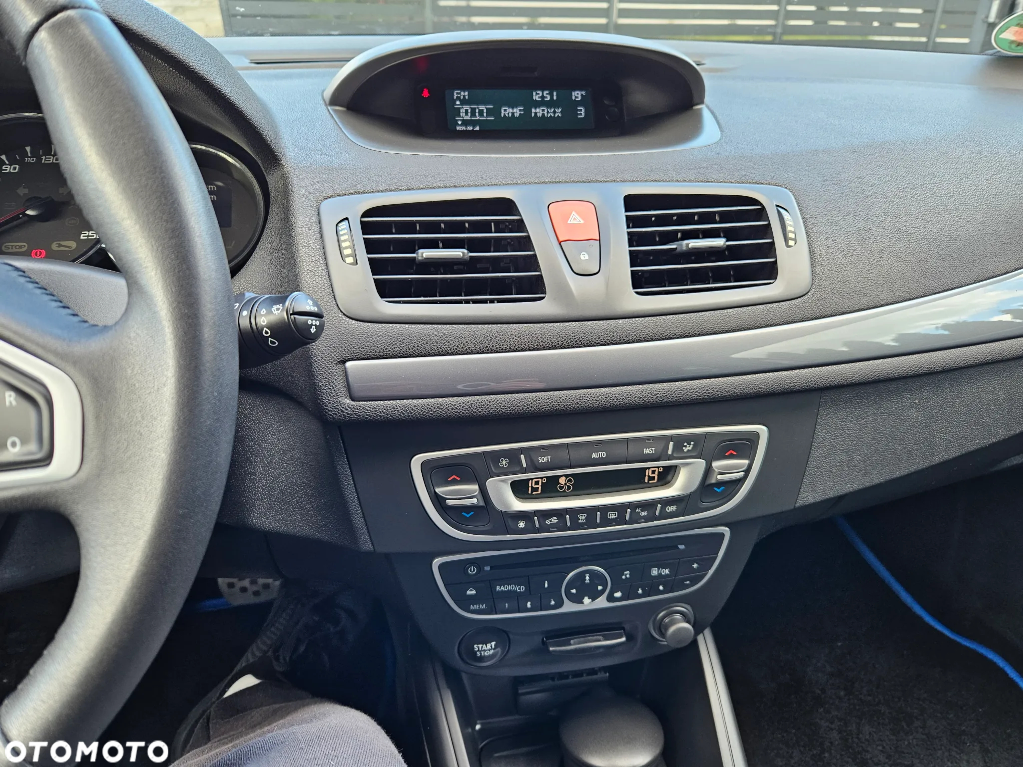 Renault Megane Grandtour TCe 130 Luxe - 19