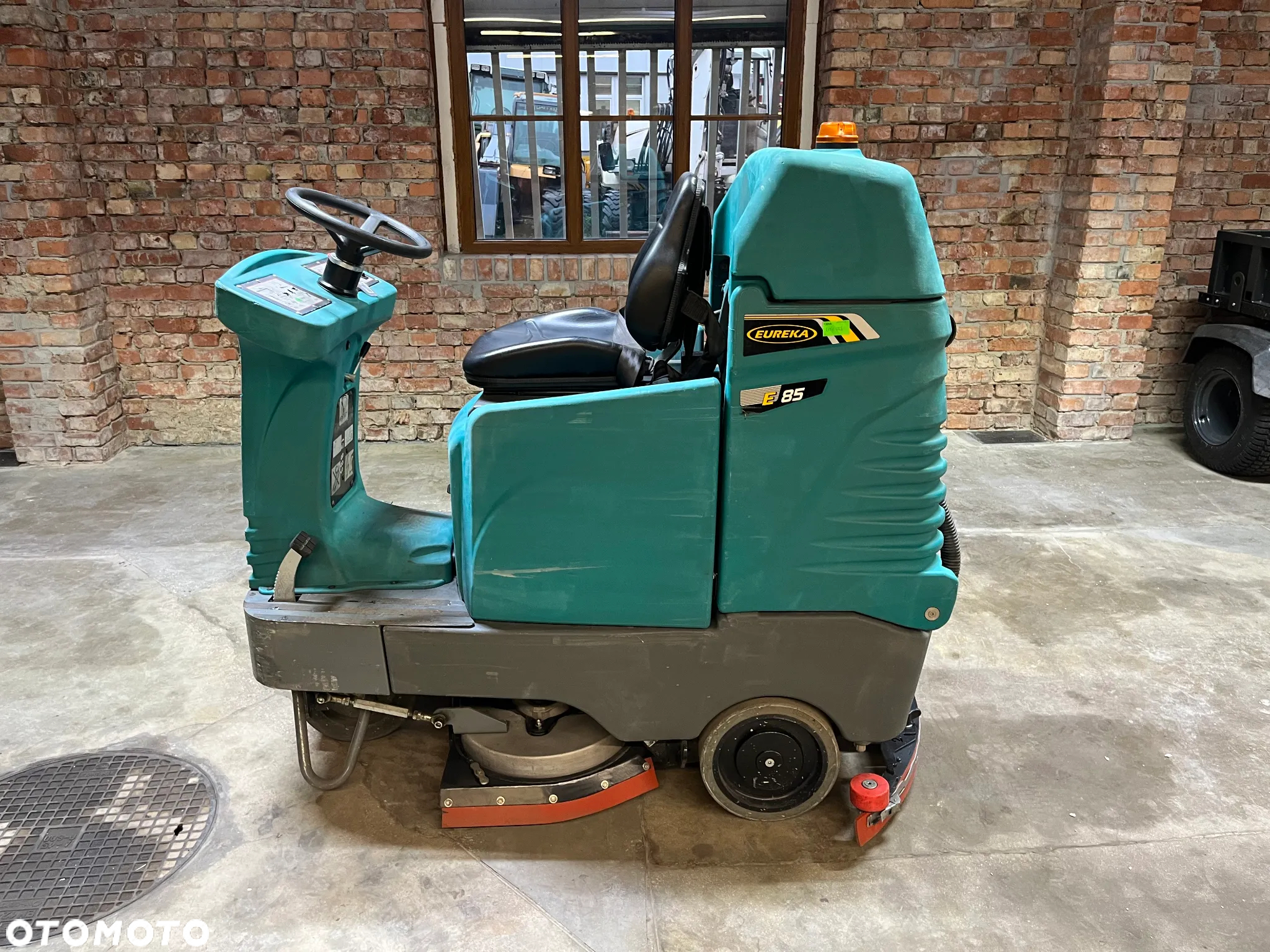 Inny EUREKA E85 - 2