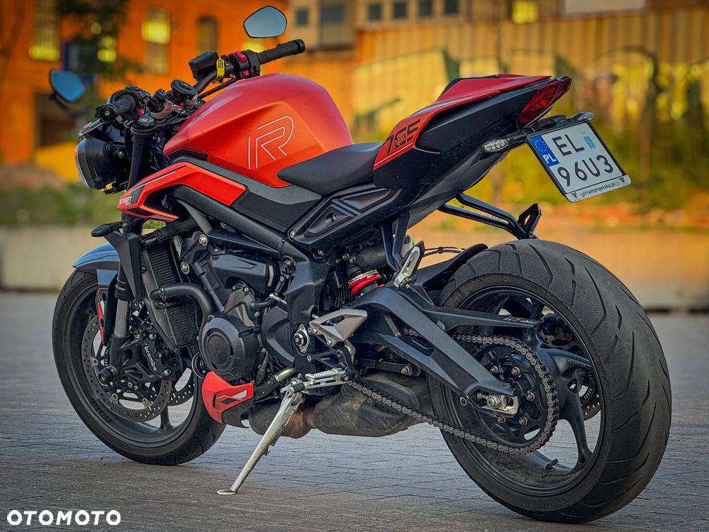 Triumph Street Triple - 2