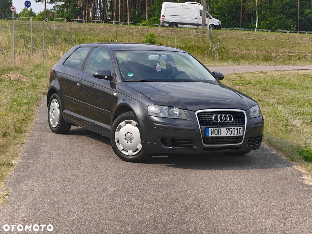 Audi A3 3-drzwiowe 1.6 Ambiente - 2