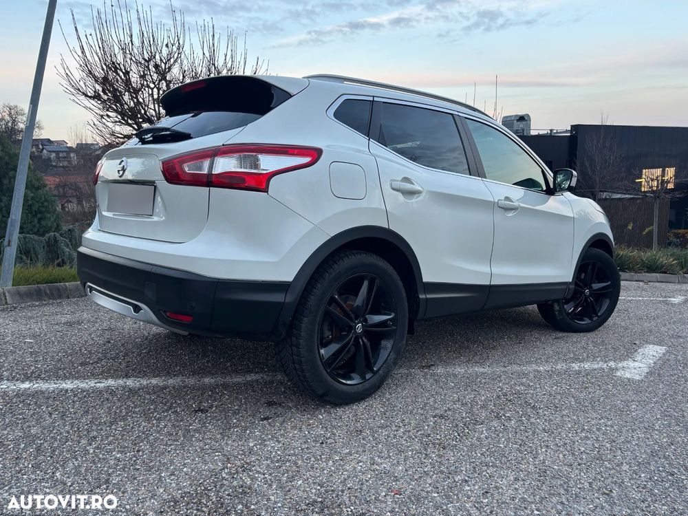 Nissan Qashqai 1.6 DCI TEKNA+ - 19