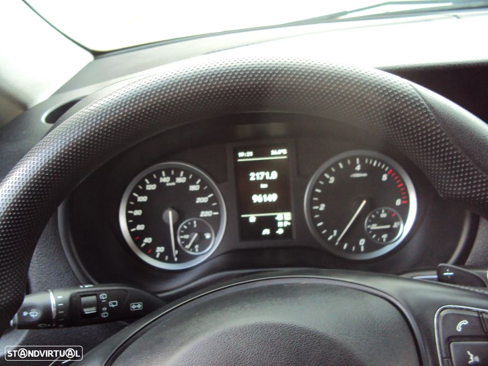 Mercedes-Benz Vito Tourer Extra-Longa Aut. PRO - 14