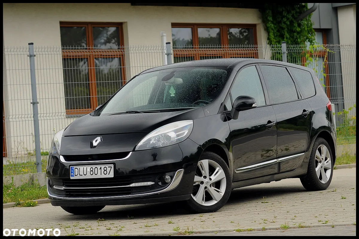 Renault Scenic - 11