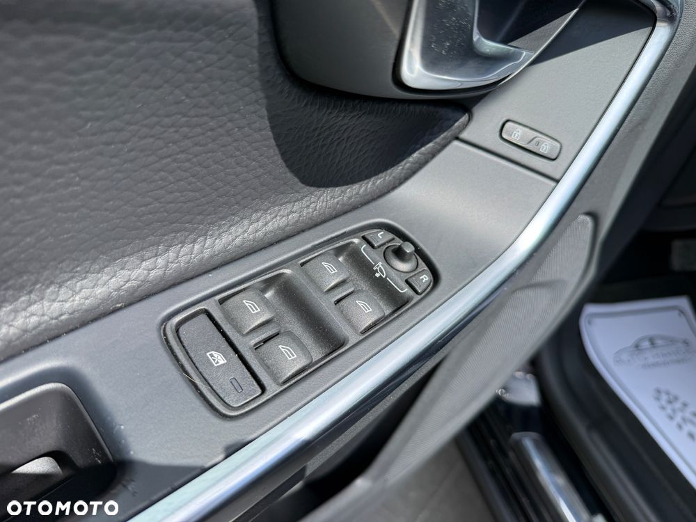 Volvo S60 D5 Geartronic Summum - 15