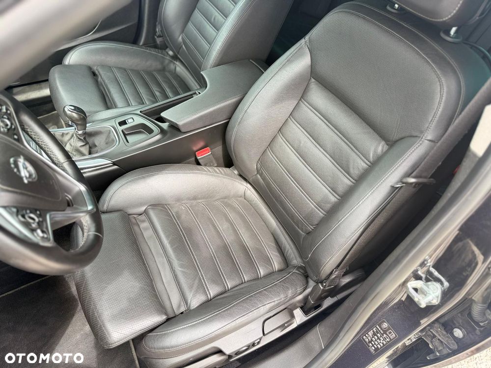 Opel Insignia 2.0 CDTI Executive ecoFLEX S&S - 24