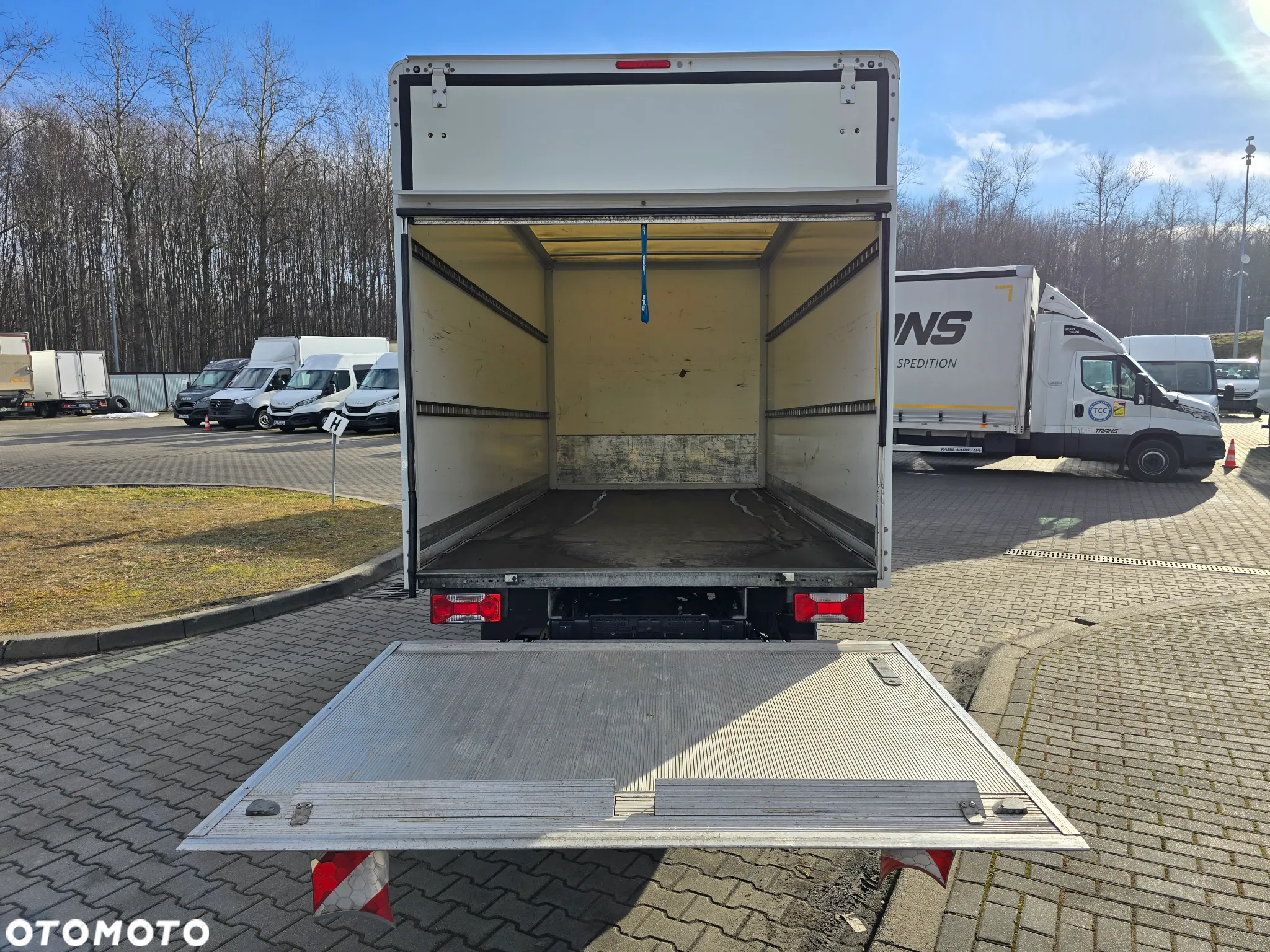 Iveco DAILY 35C16 Kontener - 19