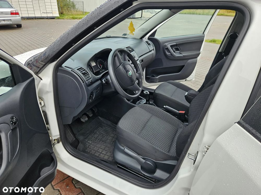 Skoda Fabia 1.4 16V Ambition - 8