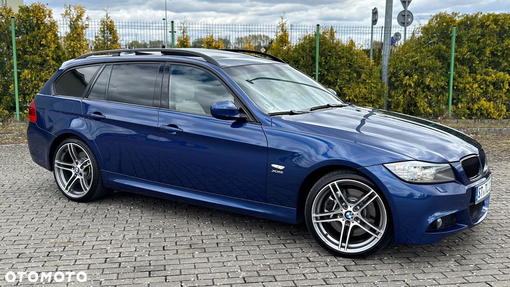 BMW Seria 3 330d xDrive DPF Edition Sport - 10