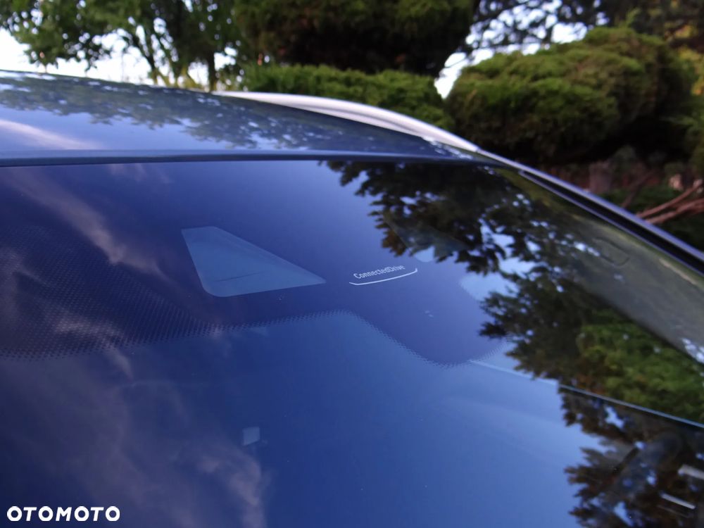 BMW Seria 5 520d - 25