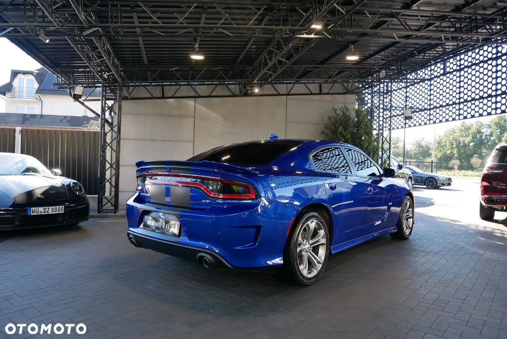 Dodge Charger - 4