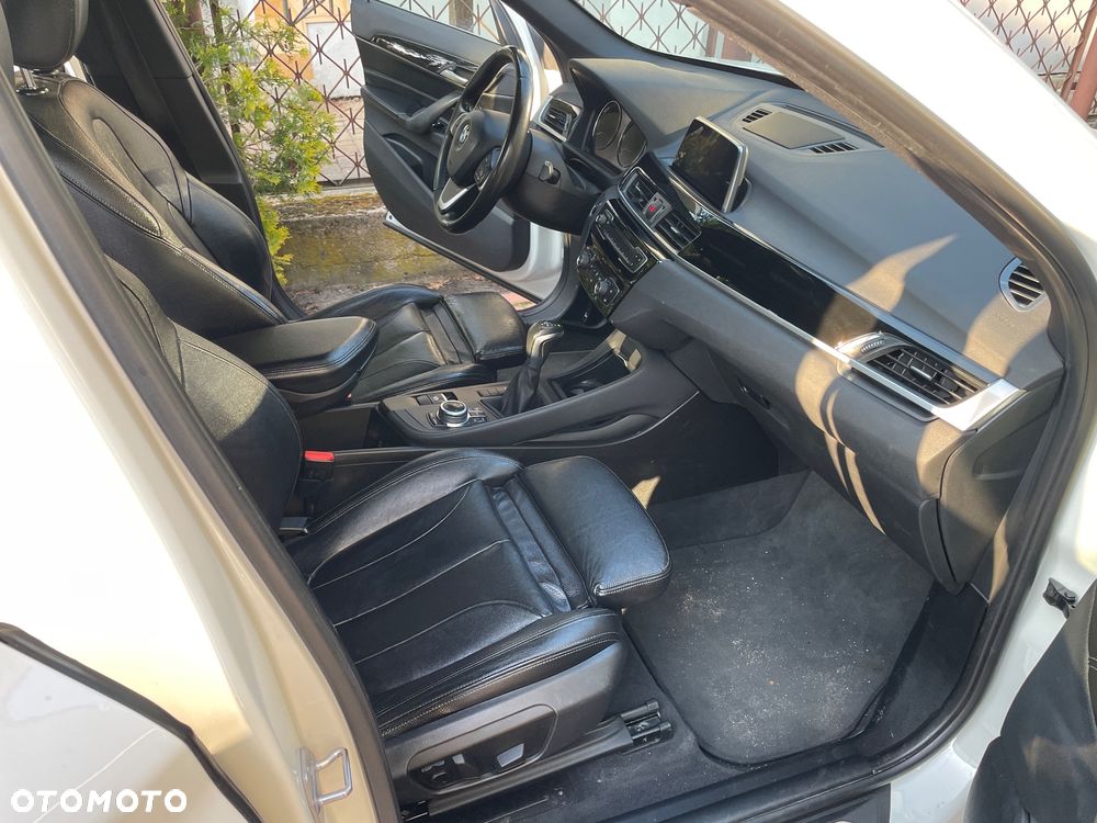 BMW X1 - 11