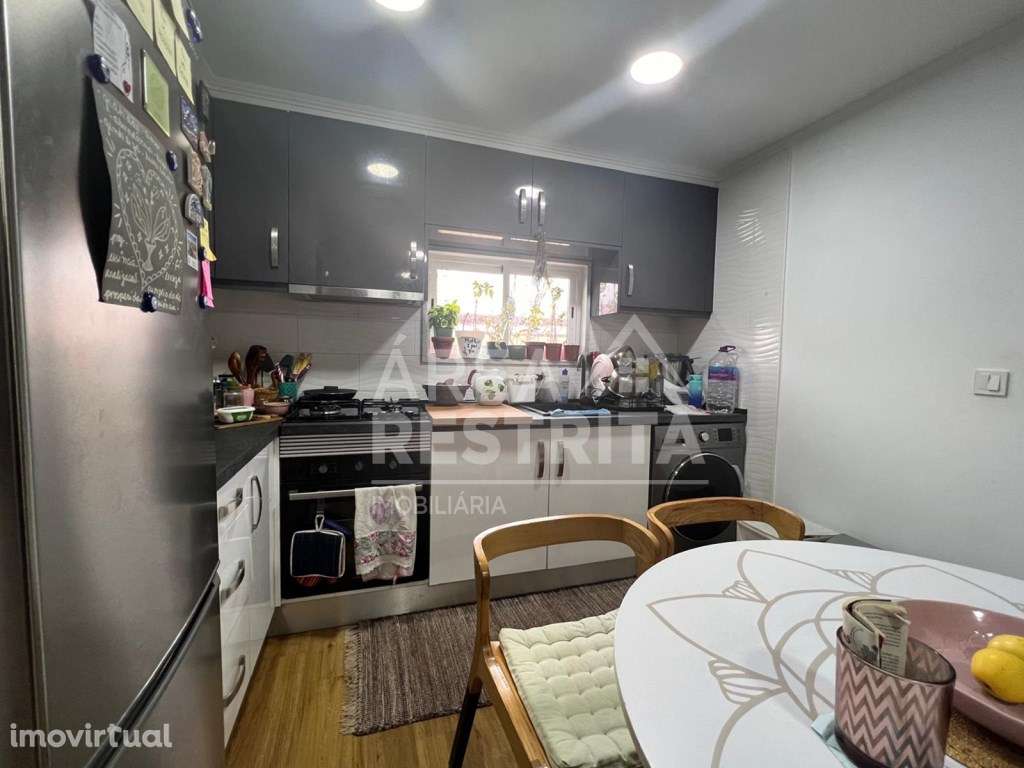 Moradia pré fabricada T2 no Parque Verde em Fernão Ferro - Grande imagem: 5/22