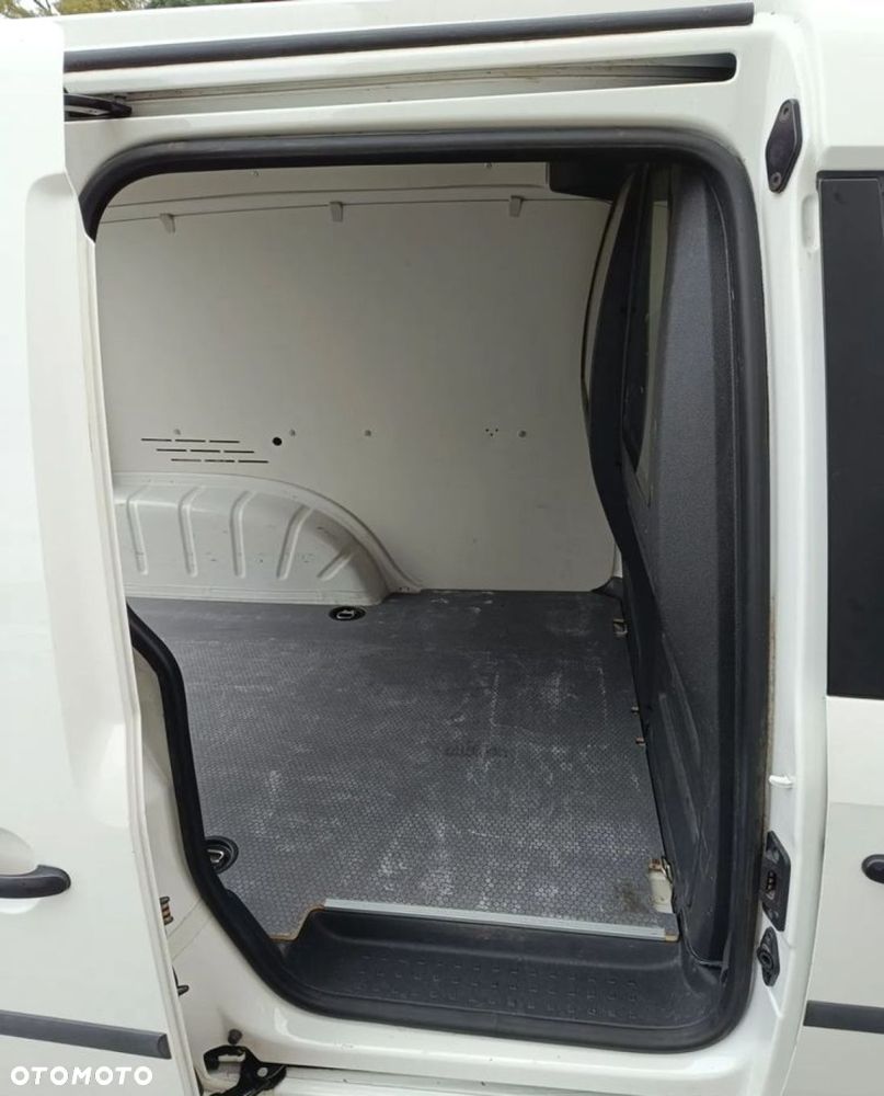 Volkswagen Caddy - 19