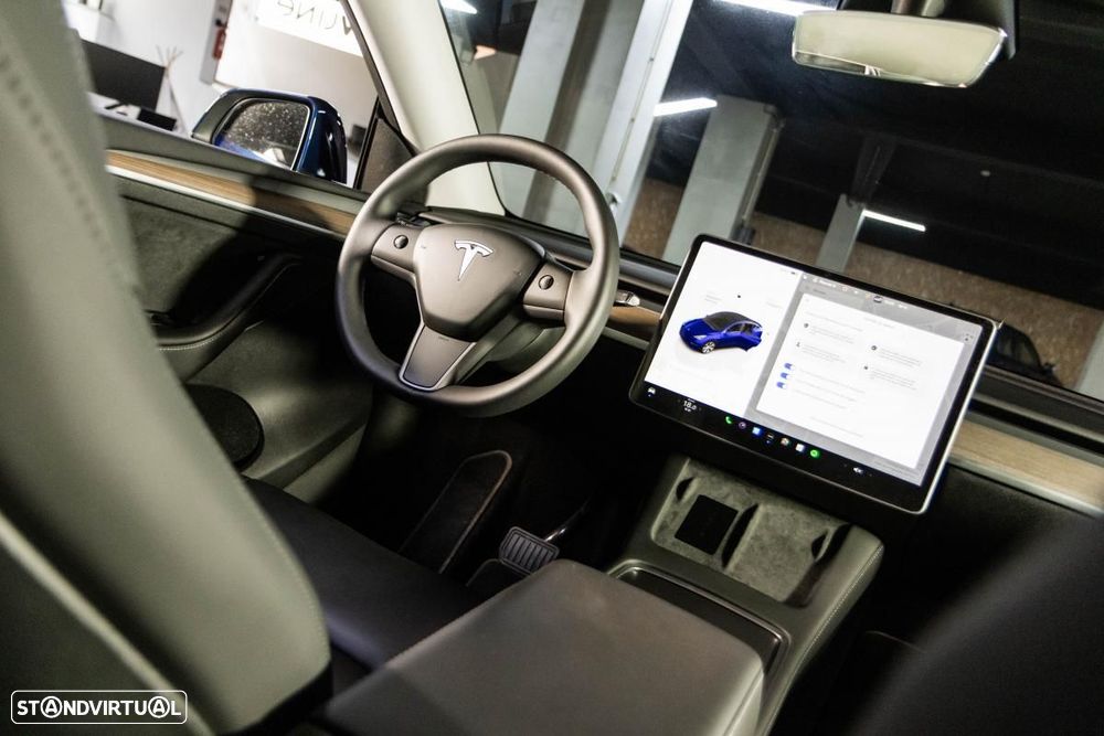 Tesla Model Y Long Range Dual Motor AWD - 20