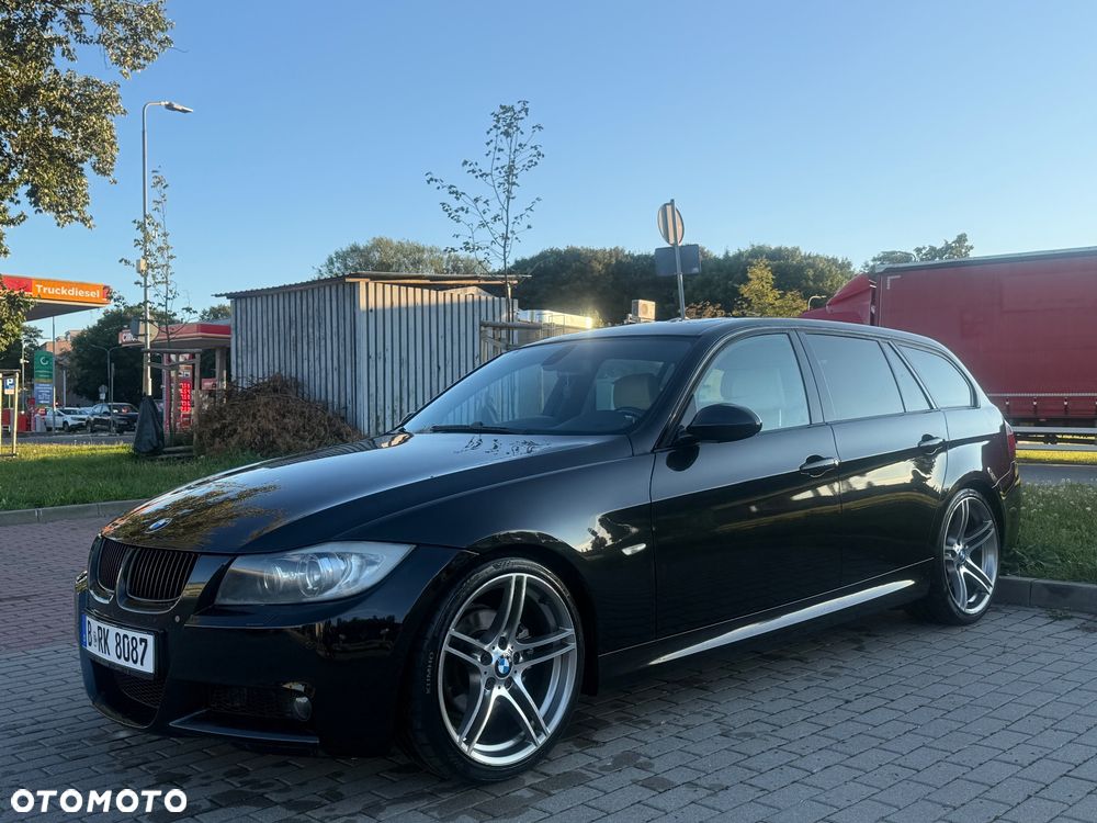 BMW Seria 3 320i - 8