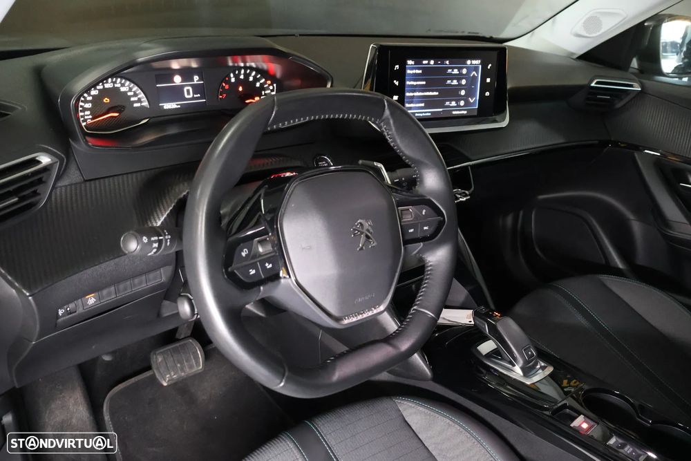 Peugeot 2008 - 6