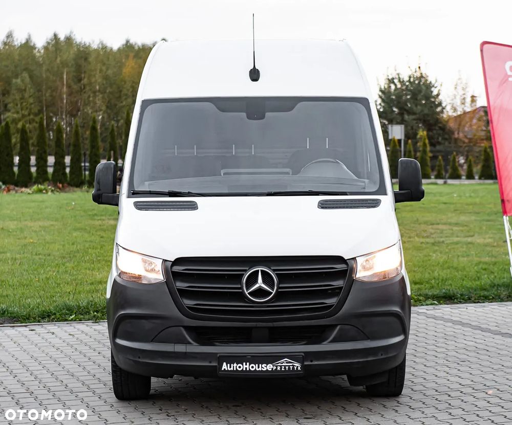 Mercedes-Benz Sprinter - 3