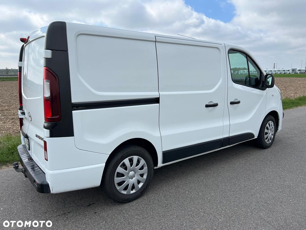 Opel Vivaro - 6