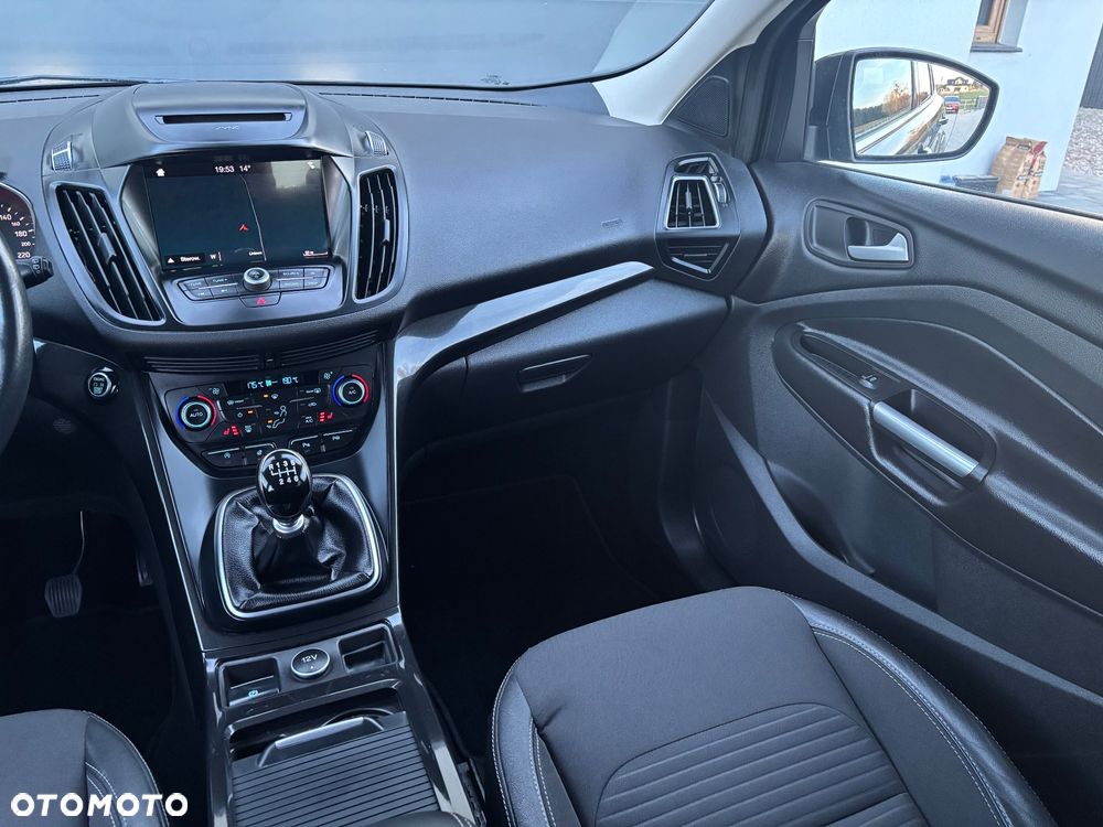 Ford Kuga 2.0 TDCi 4x2 Titanium - 9