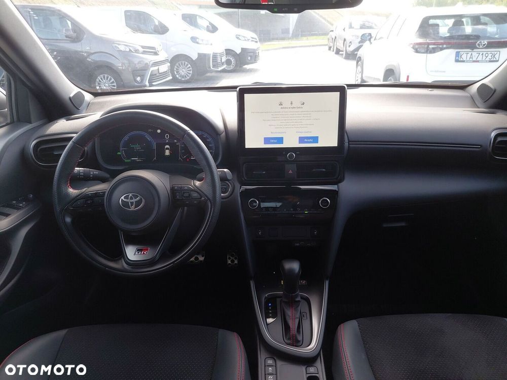 Toyota Yaris Cross Hybrid 1.5 GR Sport - 11