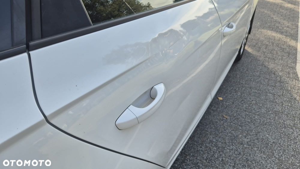 Hyundai i40 Kombi blue 1.6 CRDi Space - 11