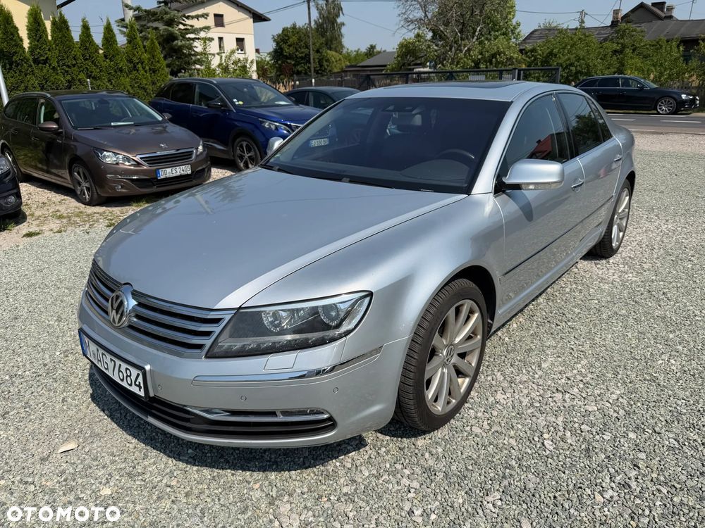 Volkswagen Phaeton 4.2 V8 4MOTION Automatik (5 Sitzer) - 10
