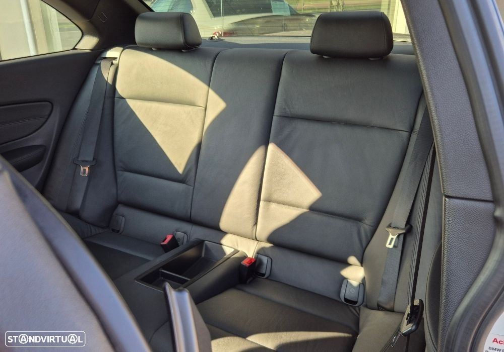 BMW 123 d Cabrio - 15