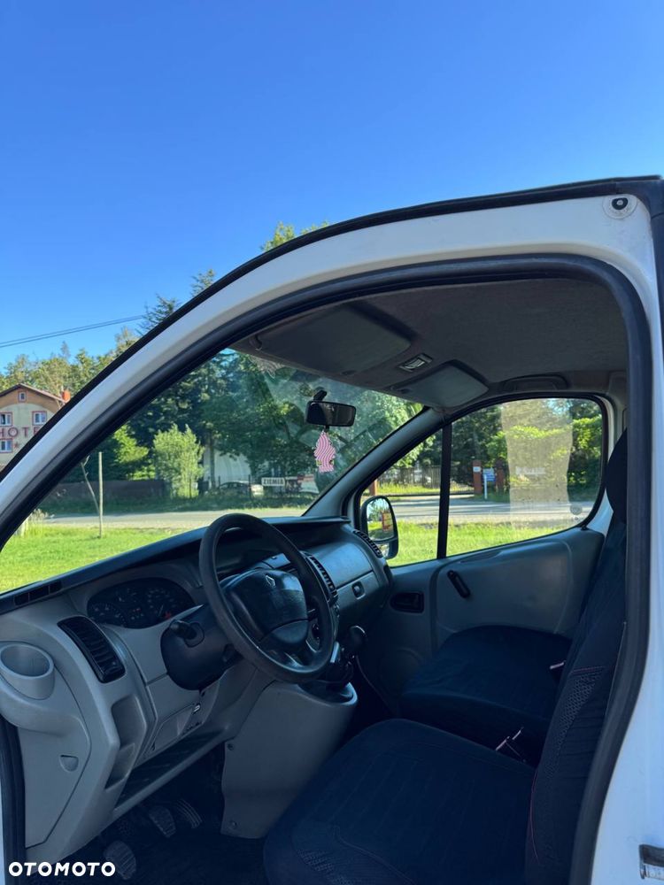 Renault Trafic - 4