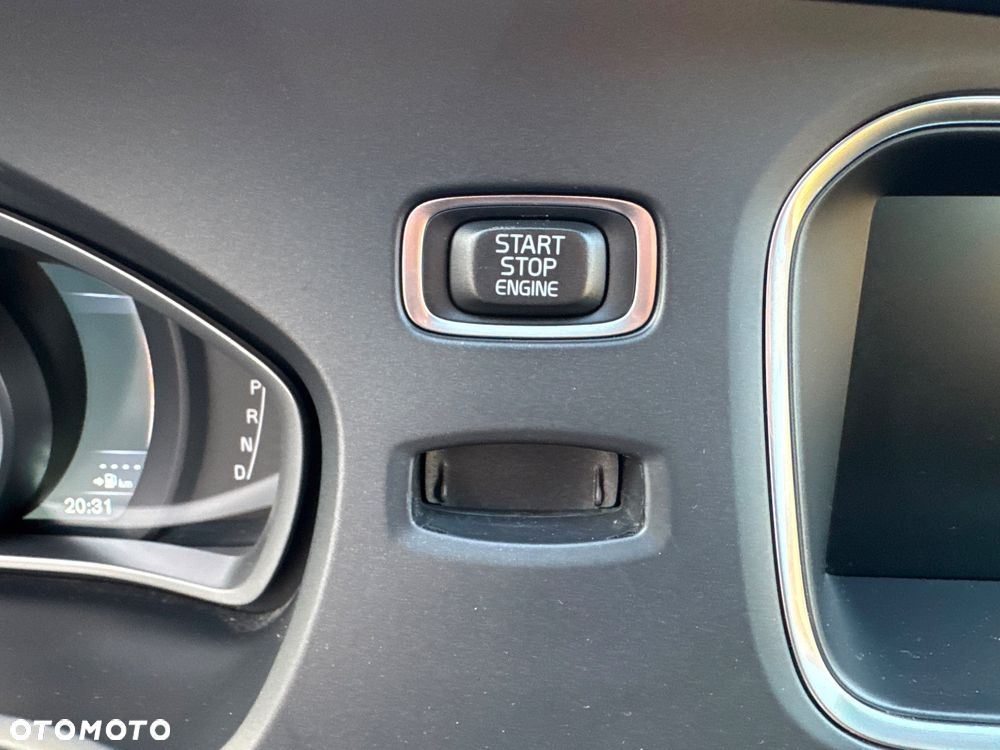 Volvo V40 Cross Country D2 Geartronic Summum - 23