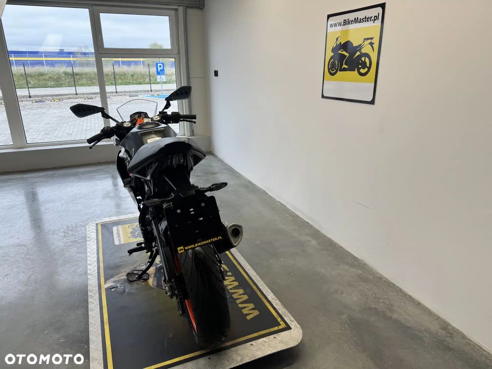 KTM RC 125 - 7