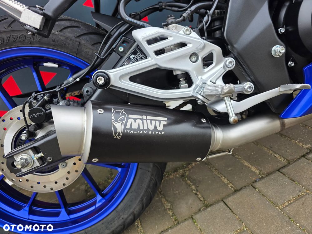Yamaha YZF - 25