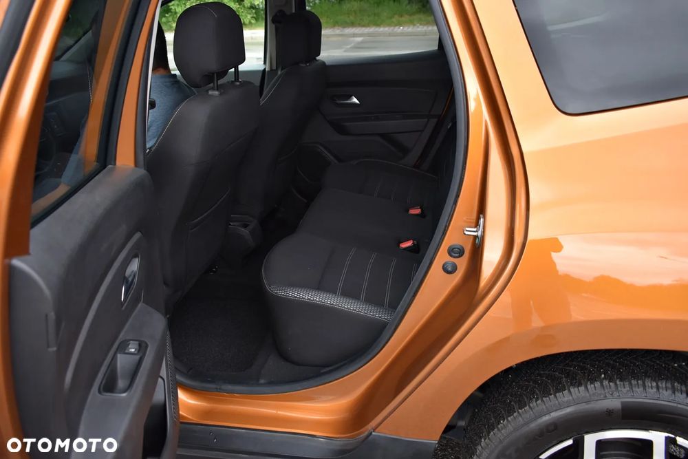 Dacia Duster 1.0 TCe SL Celebration - 17