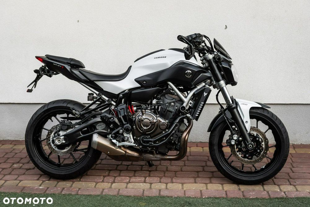Yamaha MT - 2