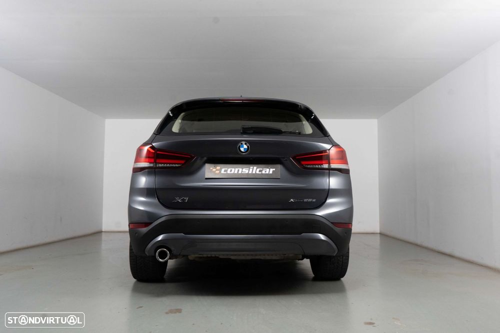 BMW X1 25 e xDrive Corporate Edition - 5