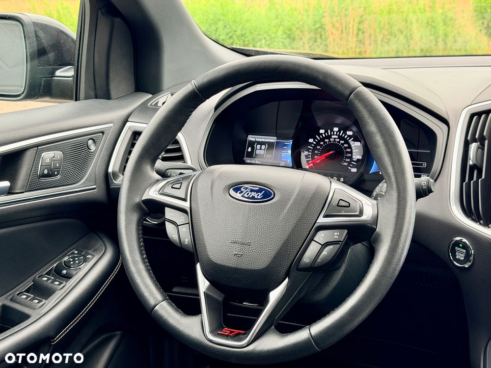 Ford Edge - 24