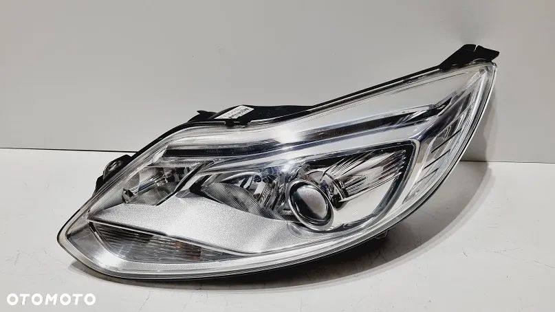REFLEKTOR LEWY XENON FORD FOCUS MK3 EUROPA - 1