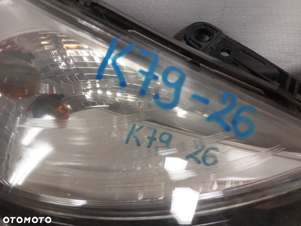 .  LAMPA PRZOD PRZEDNIA PRAWA RENAULT CLIO 3 LIFT - 3